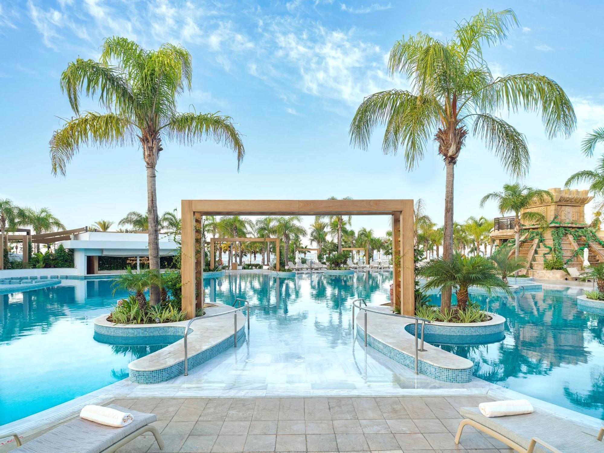 Olympic Lagoon Resort Paphos Ngoại thất bức ảnh